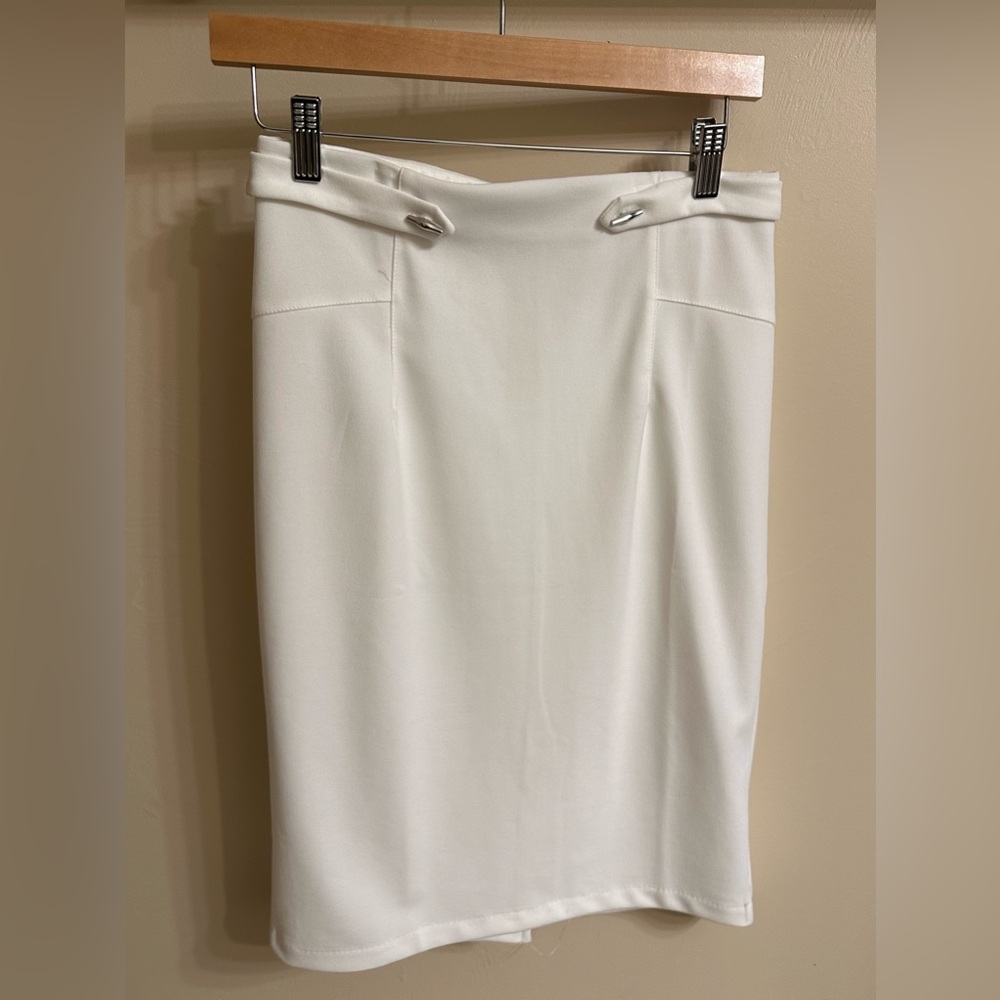 Elegant White Skirt
